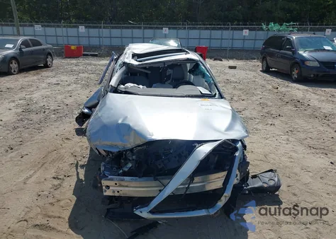 2018 Toyota Camry Se from USA, damaged, VIN 4T1B11HK1JU136810